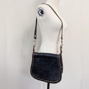 Vintage 70s Meyers‎ Distressed Flap Saddle Bag Black Leather